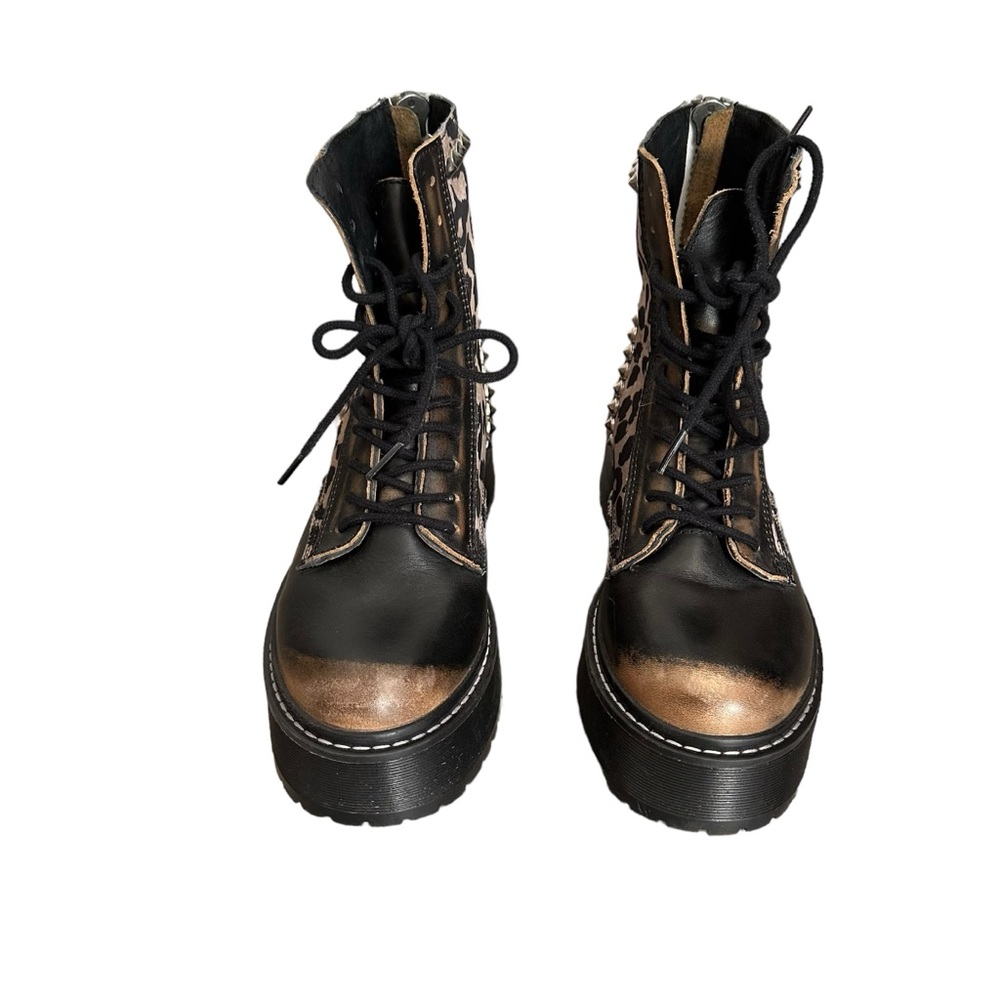 Steve Madden Leather Leopard Studded Moto Combat Boots EUC - Picture 3 of 16